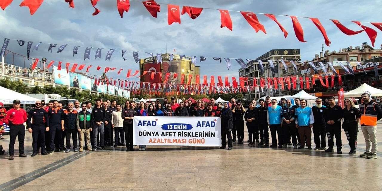 Aydın’da afet çantası ve deprem önlemleri anlatıldı