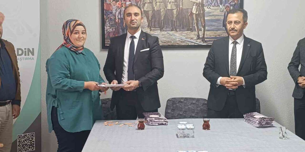 Bolvadin’de ‘Rehber Öğretmenler Günü’ programı
