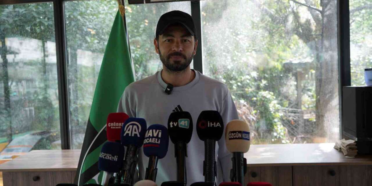 Selçuk İnan:  "Beşiktaş karşılaşmasından çok iyi bir oyun ve mücadeleyle ayrıldık"