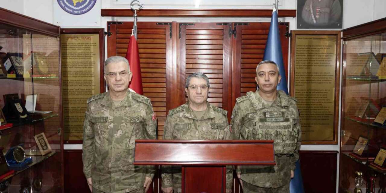 Kosova Barış Gücü komutası Türkiye’den İtalya’ya devredildi