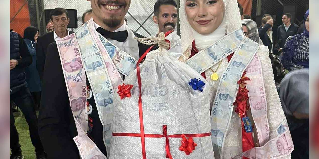 Giresun’da düğünde altın yerine bir çuval fındık taktılar