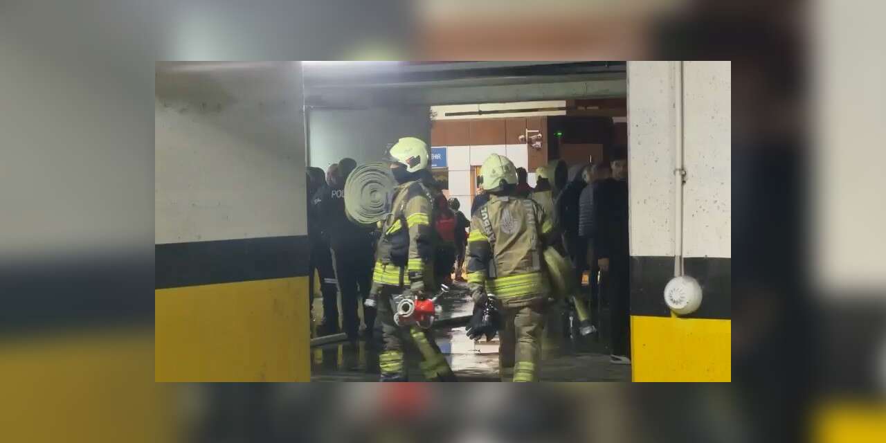 Başakşehir’de site otoparkında araç yangını: Site sakinleri tahliye edildi