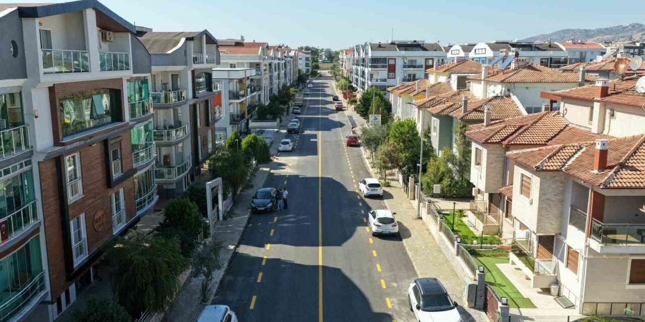 Efeler’de Dedekuyusu Caddesi’nde asfalt çalışmaları tamamlandı