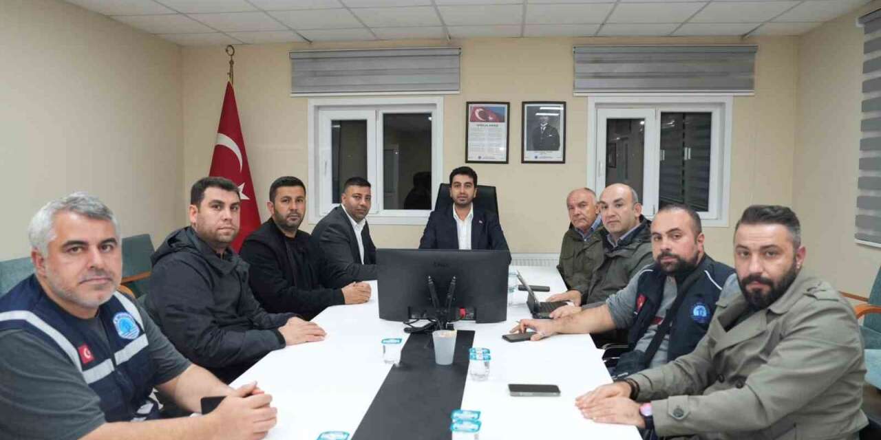 Başkan Bingöl, sağanak yağışı ekiplerle anlık takip etti