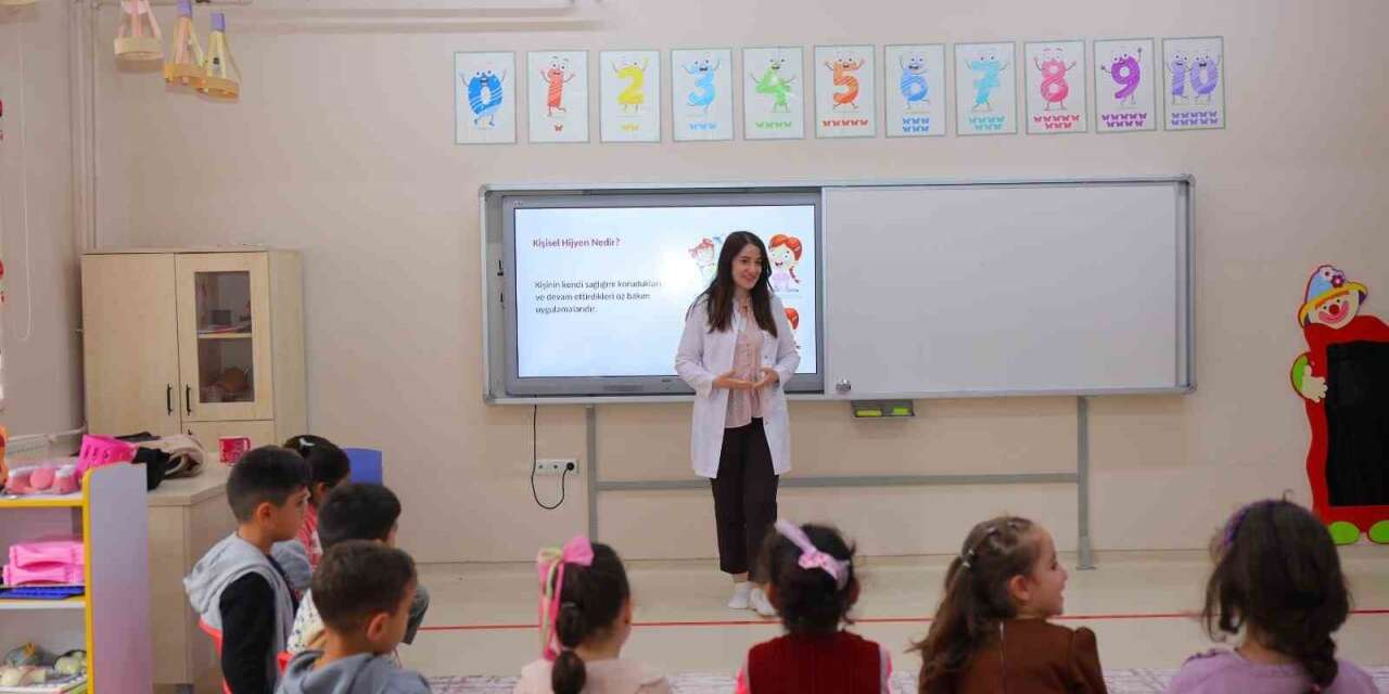 Bayburt’ta öğrenciler sağlık konusunda bilgilendirildi