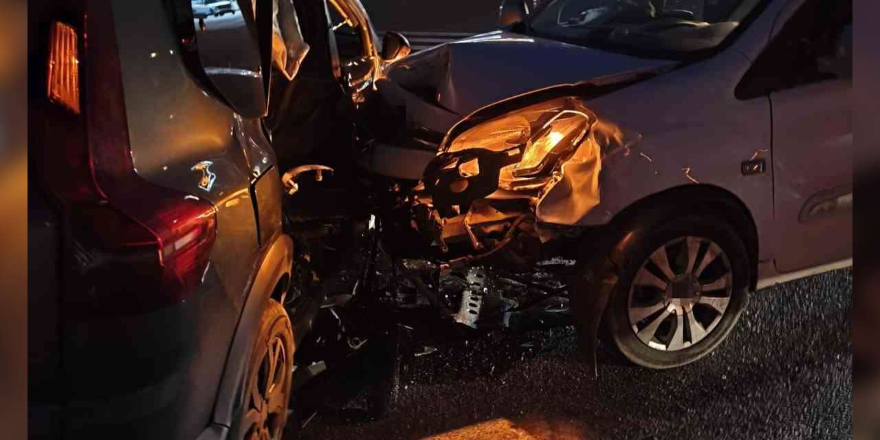 Diyarbakır’da otomobiller çarpıştı: 2 yaralı