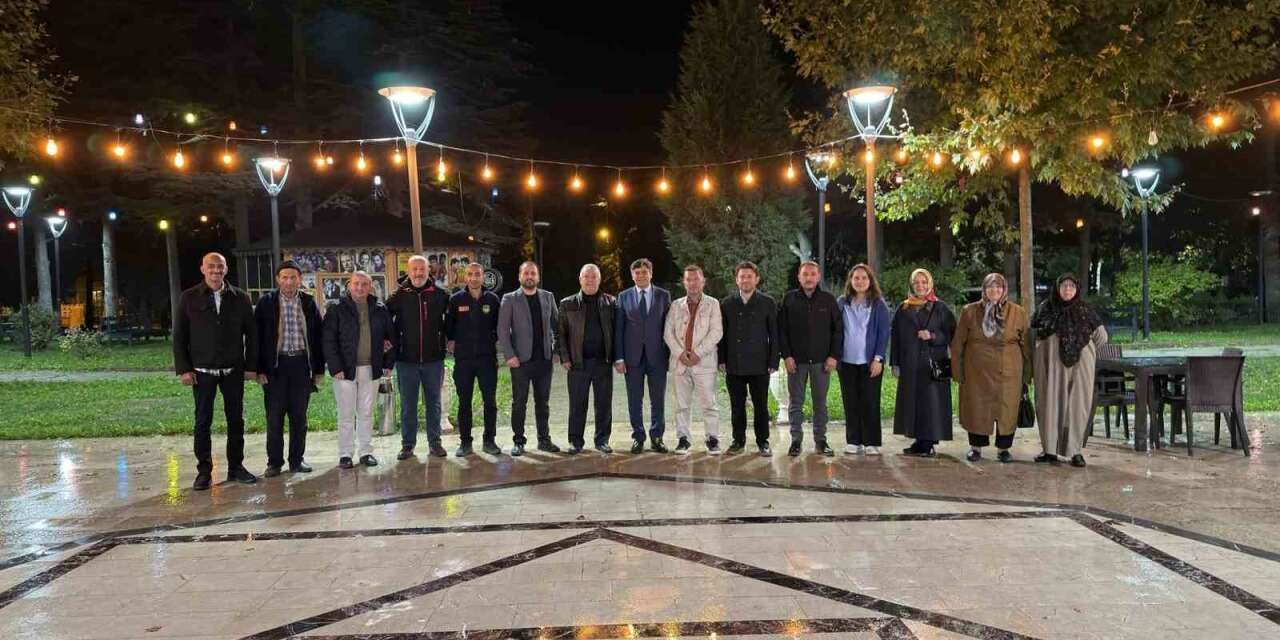 Bilecik’te 4 belediye personeline veda yemeği