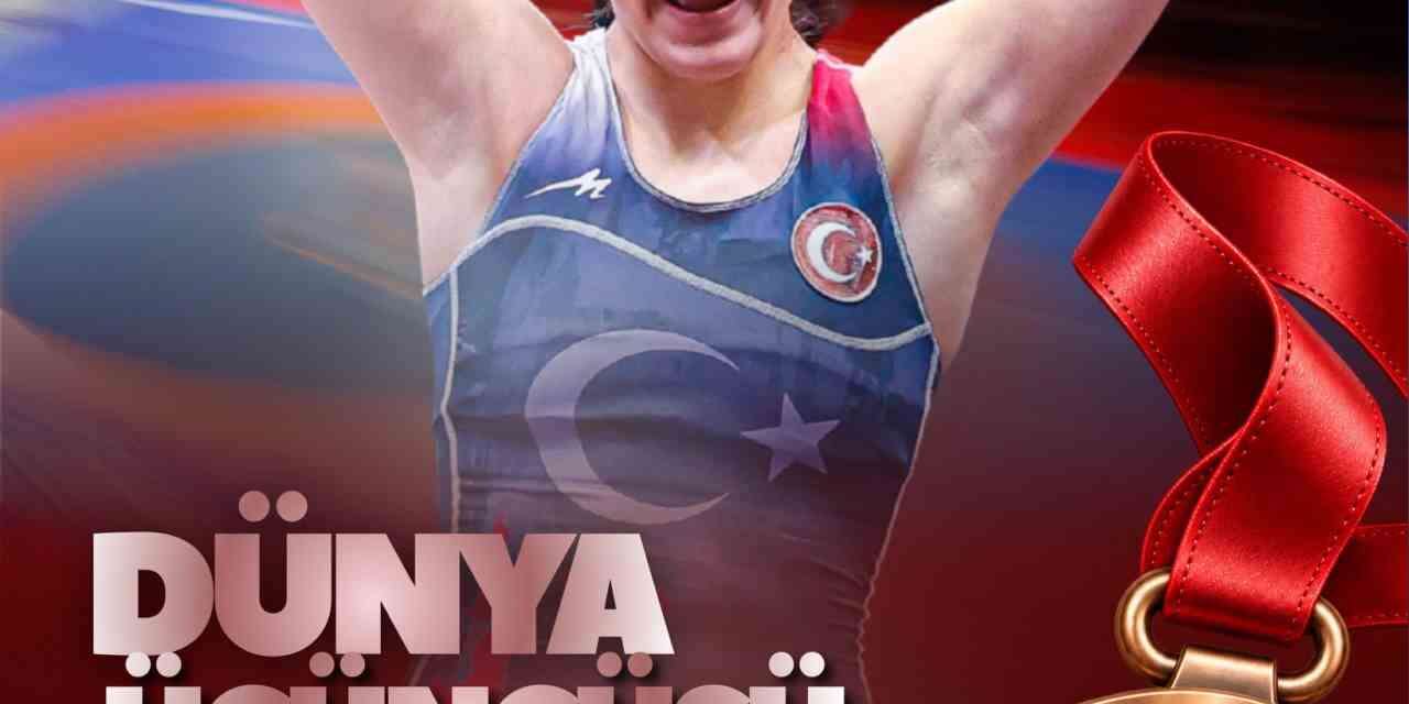 Milli güreşçi Elmira Yasin, dünya üçüncüsü oldu