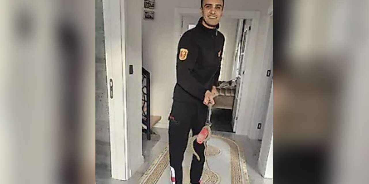 Siirt’te eve giren 1 buçuk metrelik yılan 3 saatte yakalandı