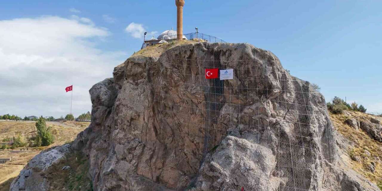 Yukarı tekke kayalıklarında ıslah çalışmaları tamamlandı