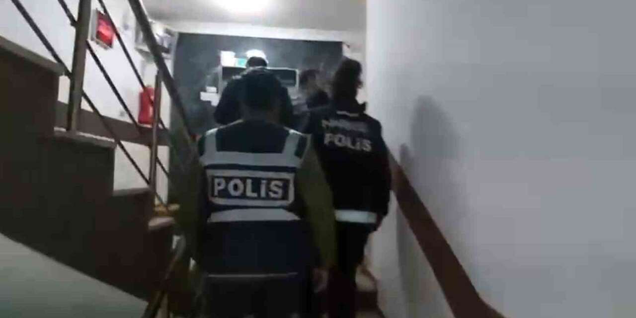 Bolu’da silah ve suç paylaşımı yapan şahıslara operasyon: 21 gözaltı