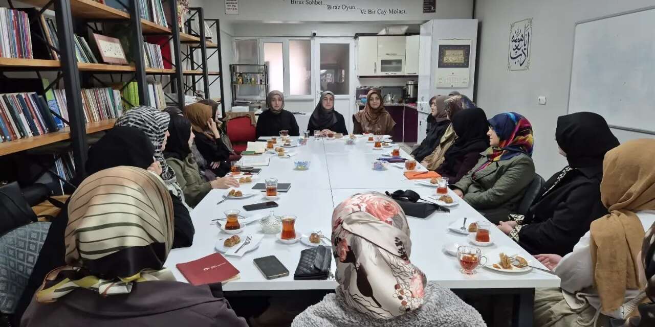 Bayburt’ta kadınlara yönelik dini programlar sürüyor