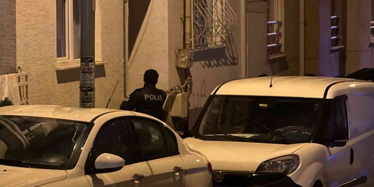 Eskişehir’de evde bıçaklanan kişi hayatını kaybetti