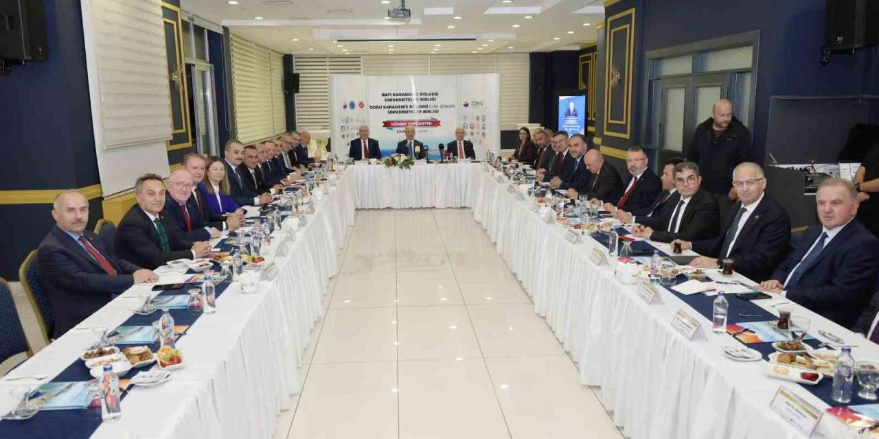 Rektör Kırışık, Batı Karadeniz Üniversiteler Birliği toplantısına katıldı