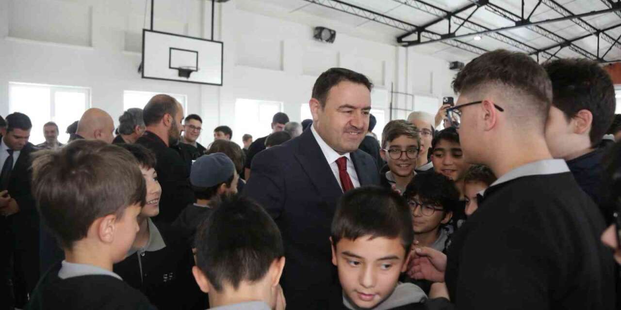 Vali Musa Işın, imam hatip lisesi öğrencileriyle buluştu