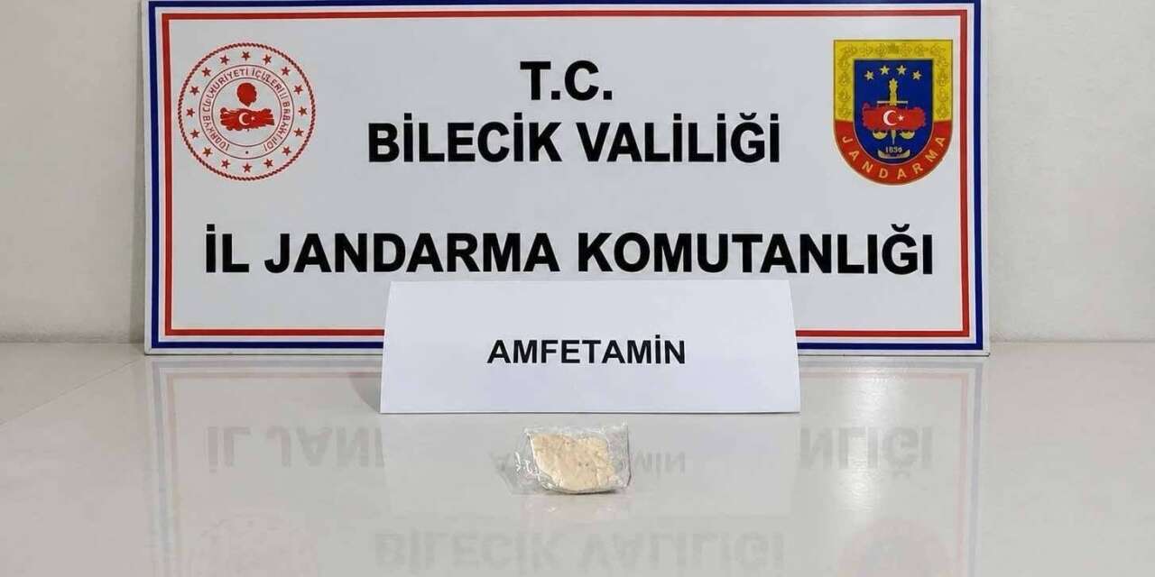 Bilecik’te şüphe üzerine durdurulan araçtan uyuşturucu çıktı