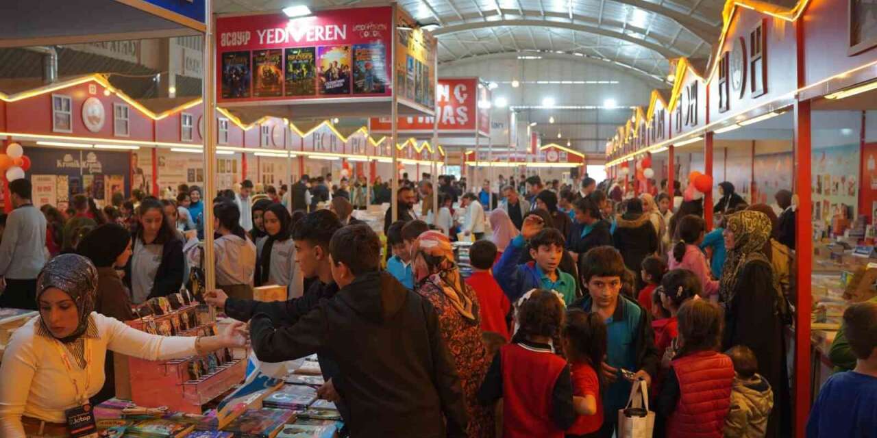 Kâhta 2. Kitap Günleri’ni 70 bin kişi ziyaret etti