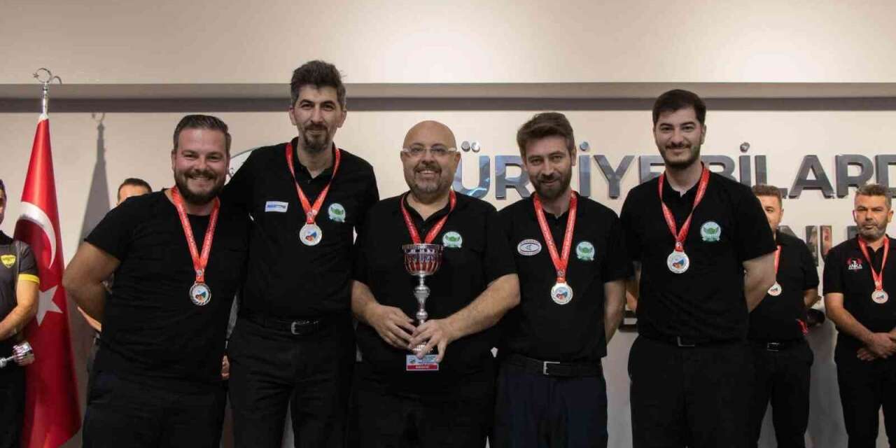 1864 Düzce Spor Kulübü yükselme ligi şampiyonu oldu