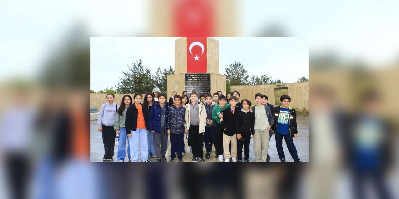 Vanlı öğrenciler kentin tarihi ve turistik mekanlarını gezdi