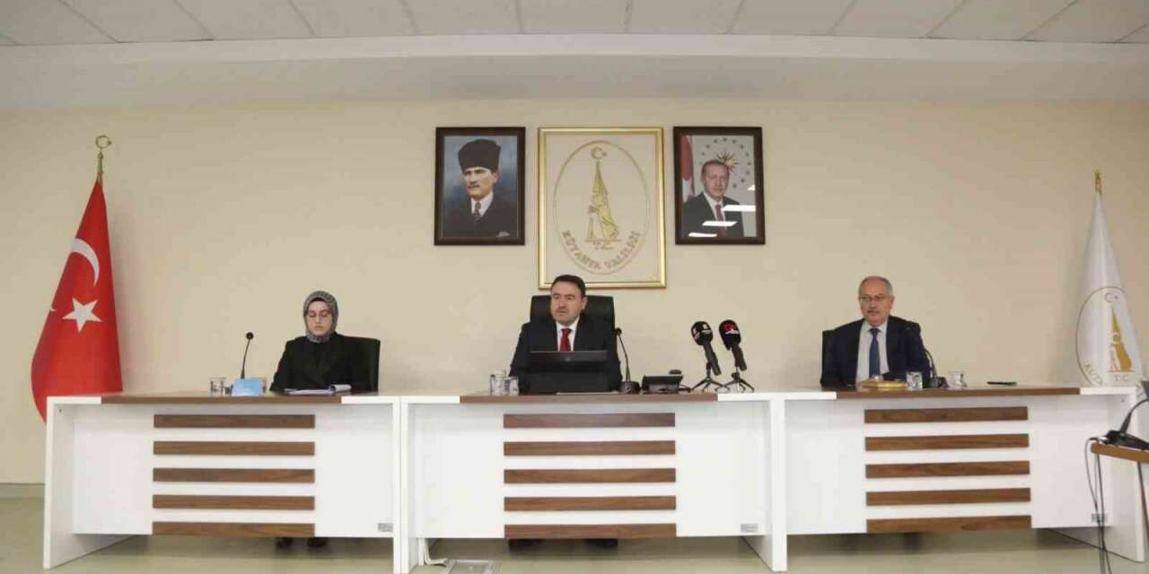 Kütahya’da 590 kamu yatırım projesinin toplam tutarı 12,6 milyar lirayı aştı