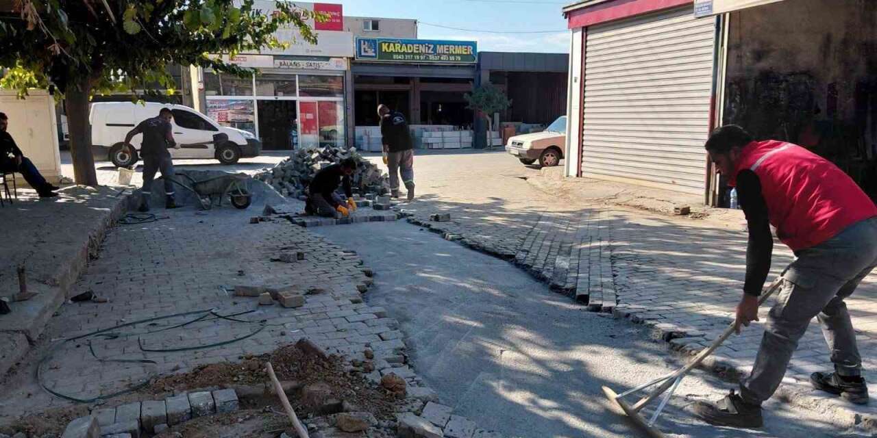 Germencik’te 7 farklı noktada belediye mesaisi sürüyor