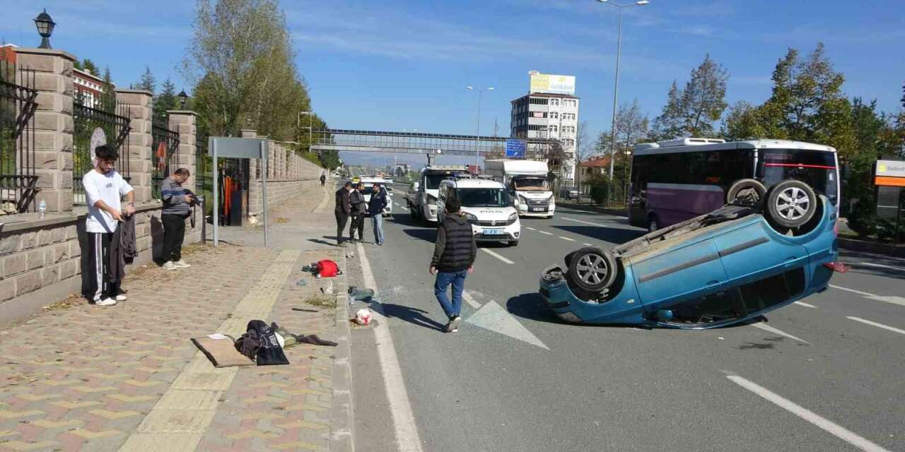 Kastamonu’da otomobil takla attı, 3 kişi burnu bile kanamadan kurtuldu