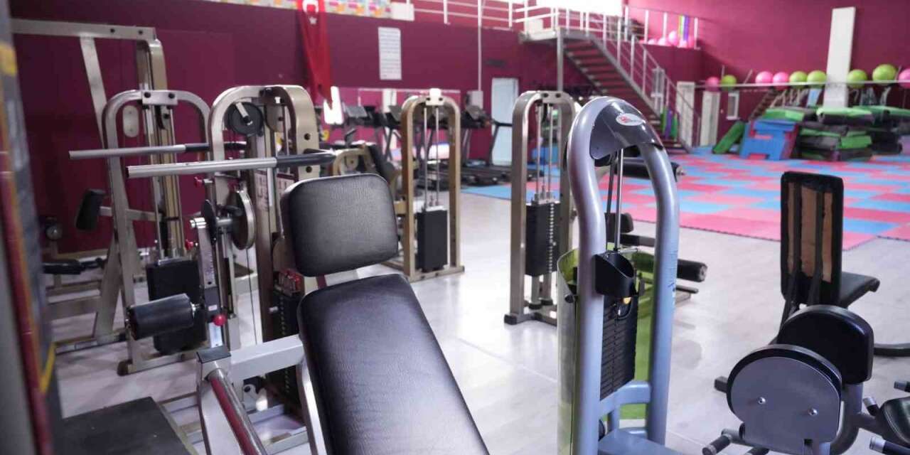 Yenişehir Belediyesi Kadın Spor Salonu hizmete açıldı