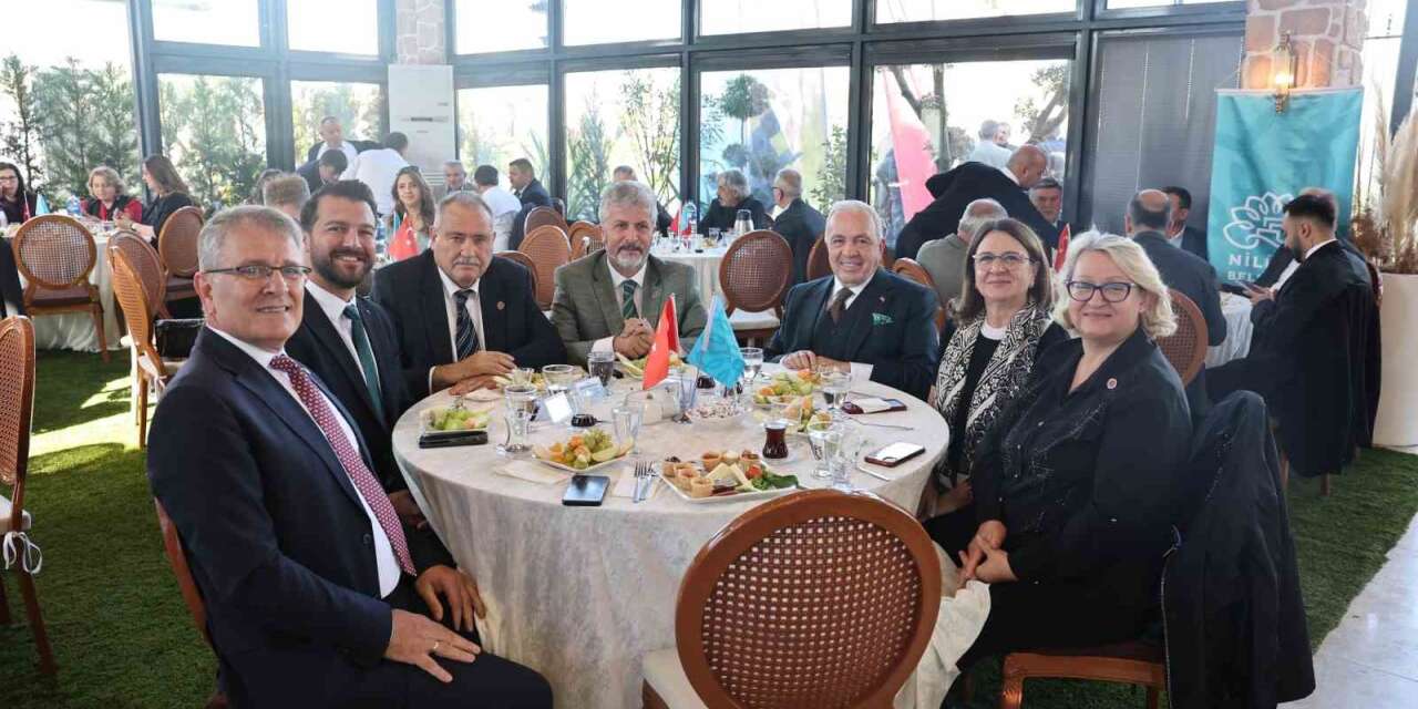Başkan Şadi Özdemir’den muhtarlara ‘birlikte mücadele’ çağrısı