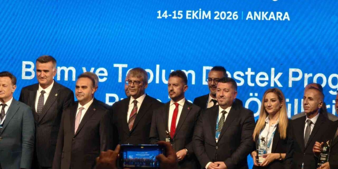 Sanayi ve Teknoloji Bakanı Kacır’dan BİLİMFEST Kayseri’ye Türkiye birinciliği ödülü