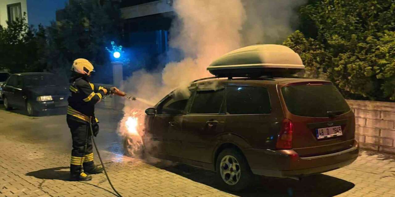 Dalaman’da araç yangını