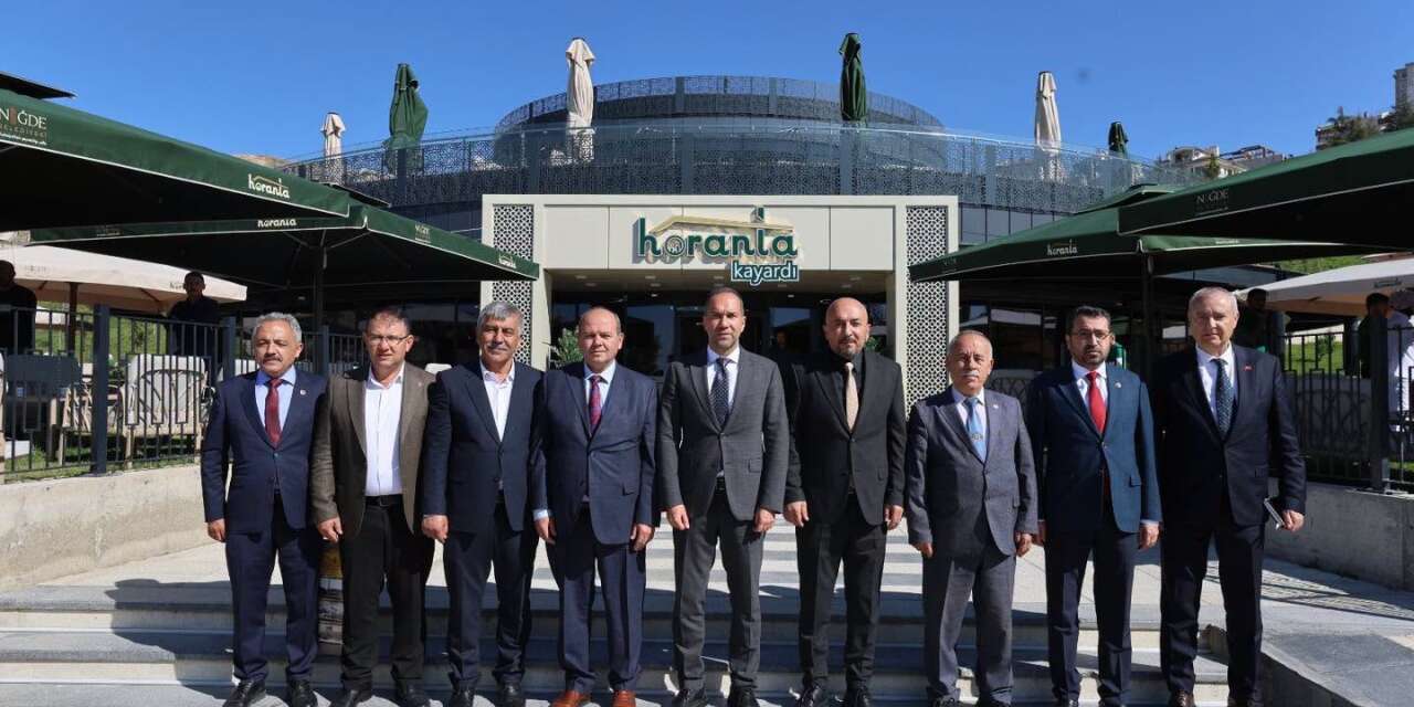 Başkan Özdemir, Niğde’nin tüm muhtarlarıyla bir araya geldi