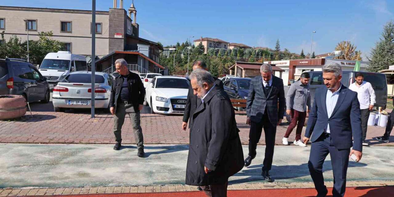 Talas Yamaç Paraşütü İniş Alanı’na göz kamaştıran tartan pist