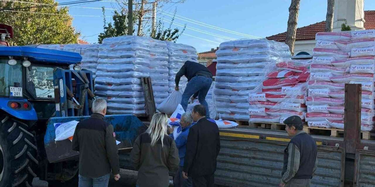 Bilecik’te çiftçilere 22 bin 500 kilo tohum dağıtıldı