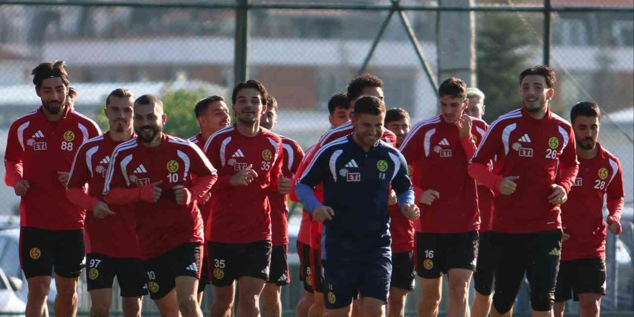 Eskişehirspor, Bursa Yıldırım SK maçına hazırlanıyor