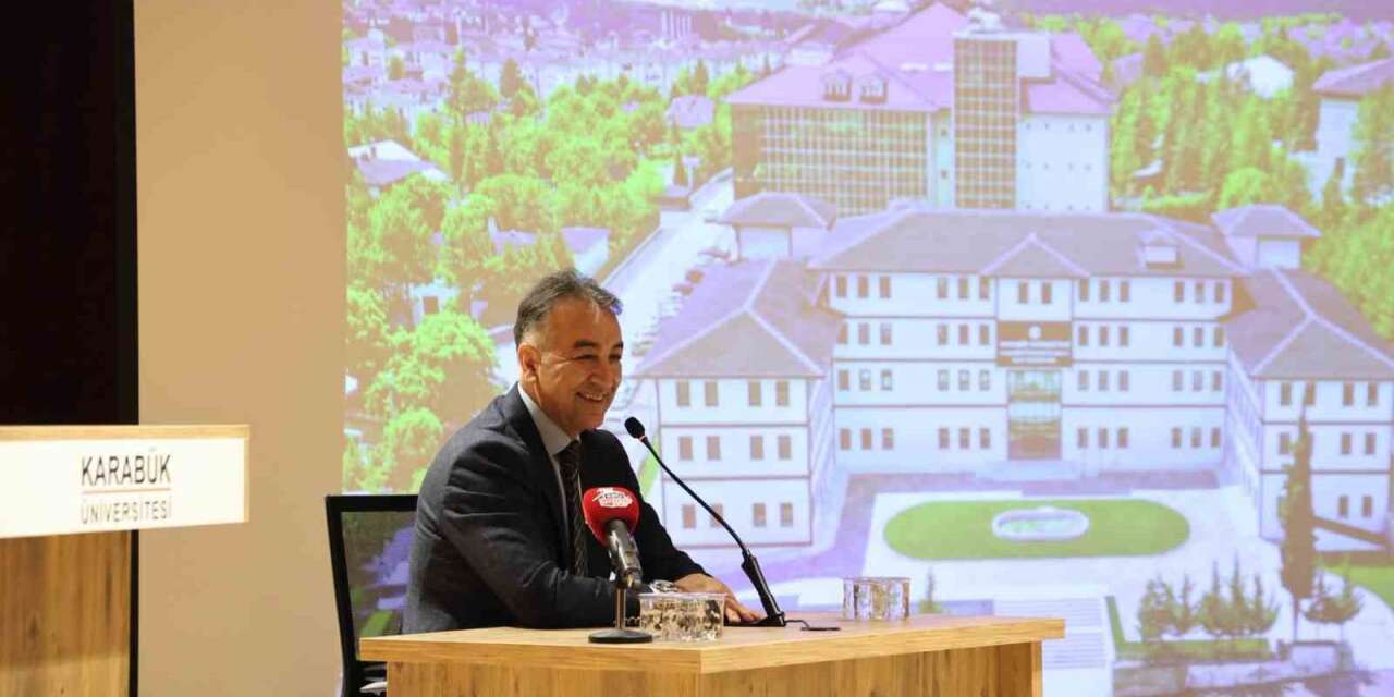 Vali Çağatay, genç iletişimcilerle bir araya geldi