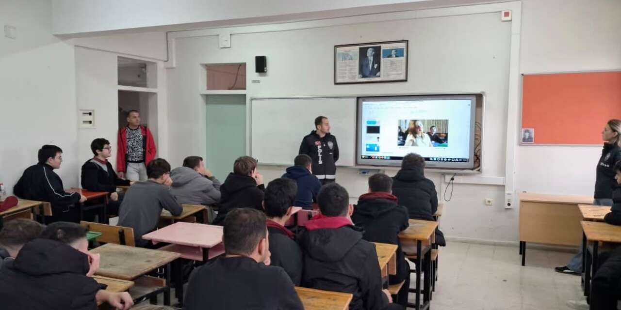 Babaeski’de öğrencilere siber zorbalık ve güvenli internet eğitimi