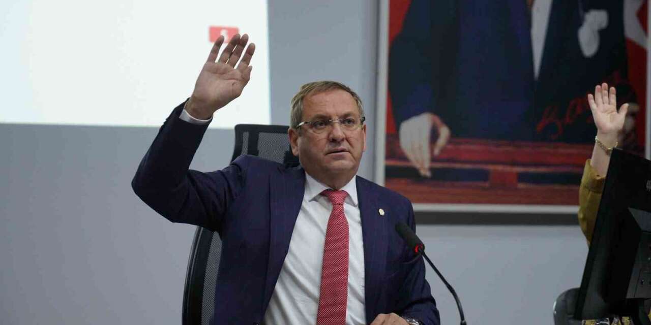 Ayvalık Belediyesi’nin 2027 yılı bütçesi 3 milyar 100 milyon TL olarak kabul edildi