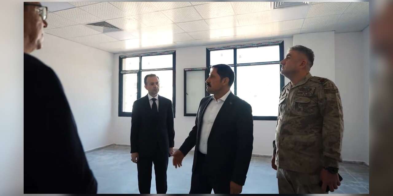 Payas’ta halk eğitim merkezi ve öğrenci pansiyonu inşaatında sona yaklaşıldı