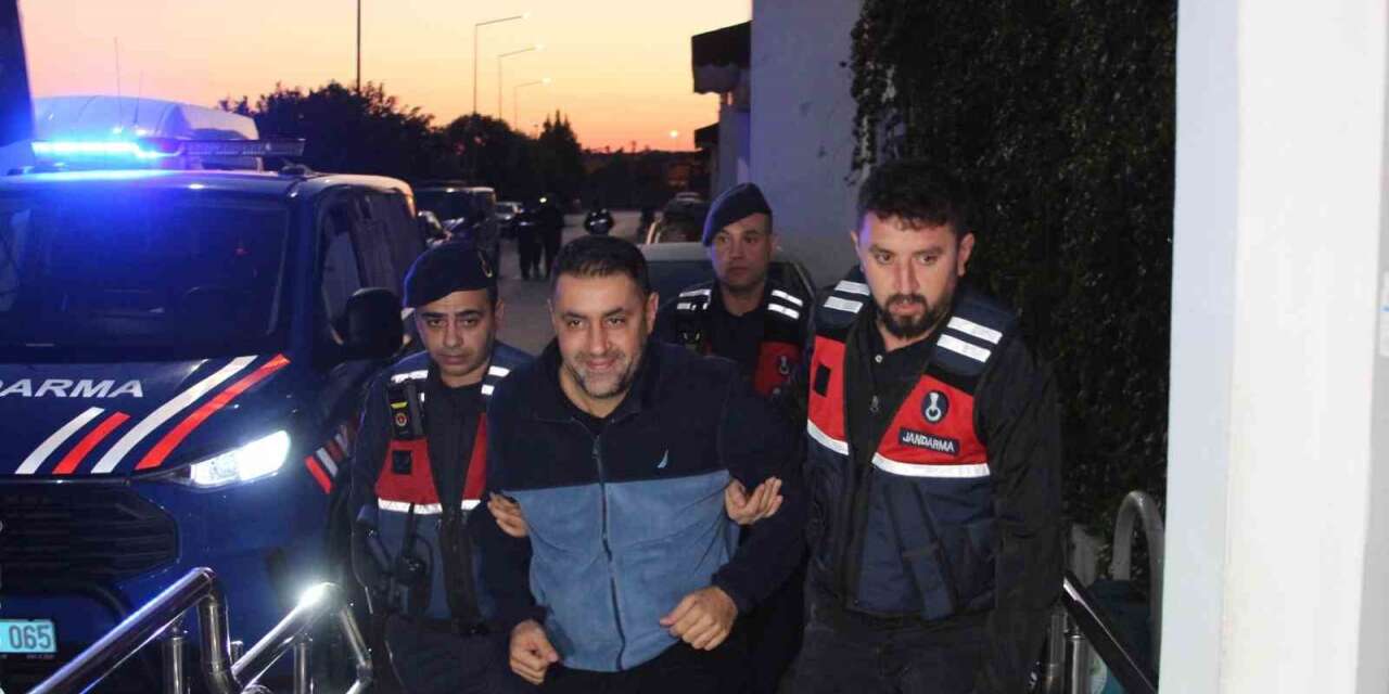 Çukurova Belediyesi soruşturmasında mevcut başkan Emrah Kozay dahil 34 şüpheli tutuklandı