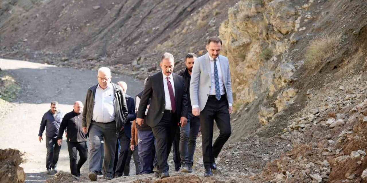 Üzümlü’de selden etkilenen köylerde hasar tespit çalışmaları sürüyor