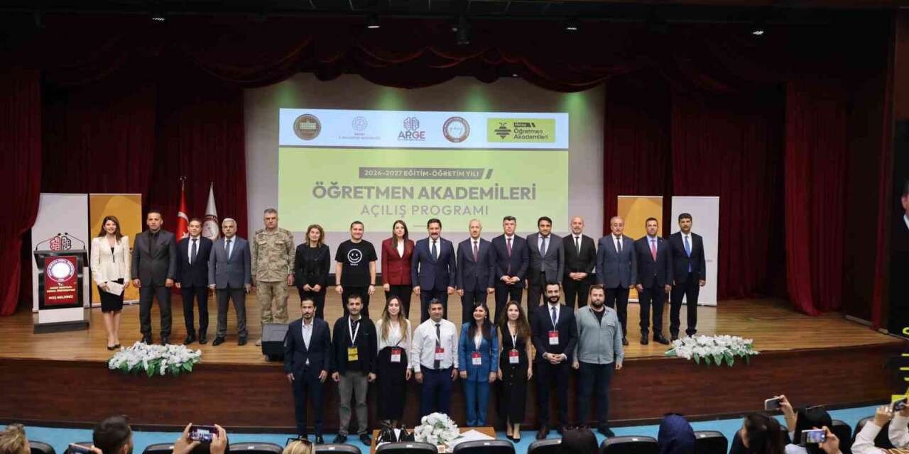 Hatay Öğretmen Akademilerinin yeni eğitim yılı açıldı