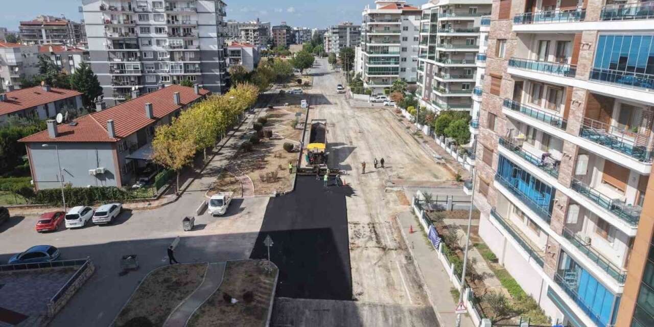 Ataşehir ve Harmandalı’da yollar asfaltlanıyor