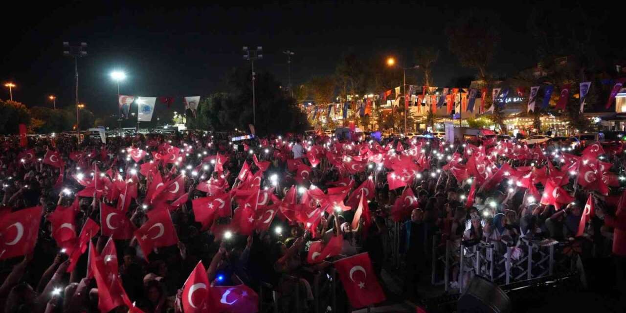 Tuzla’da Cumhuriyet Bayramı coşkusu Edis konseriyle taçlanacak