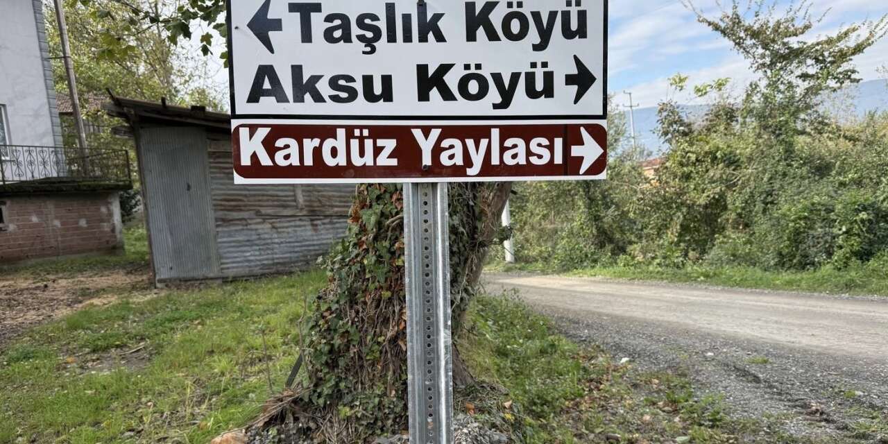 Trafik güvenliği için yeni levhalar yerleştirildi