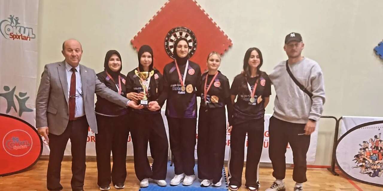 Okul sporları dart genç kız müsabakaları tamamlandı
