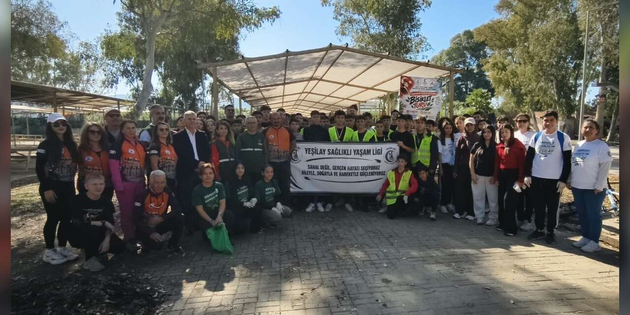 Selçuk’ta Cumhuriyet’in 103’üncü yılına özel pedal çevirdiler