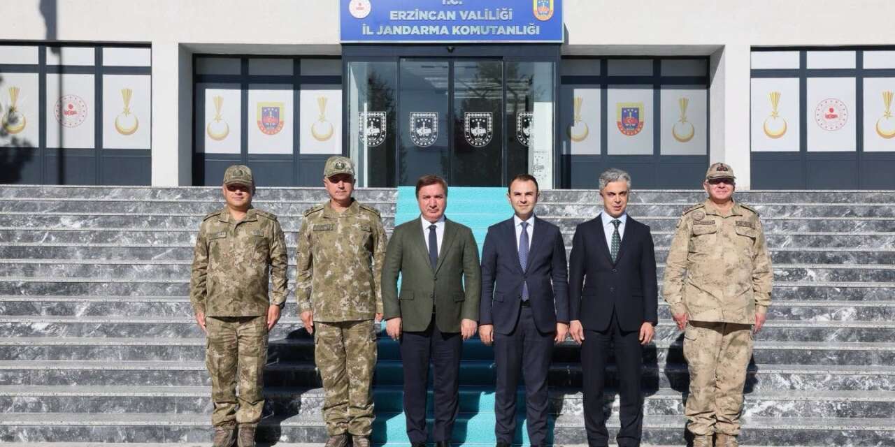 Erzincan protokolünden İl Jandarma Komutanı Altundarak’a ziyaret