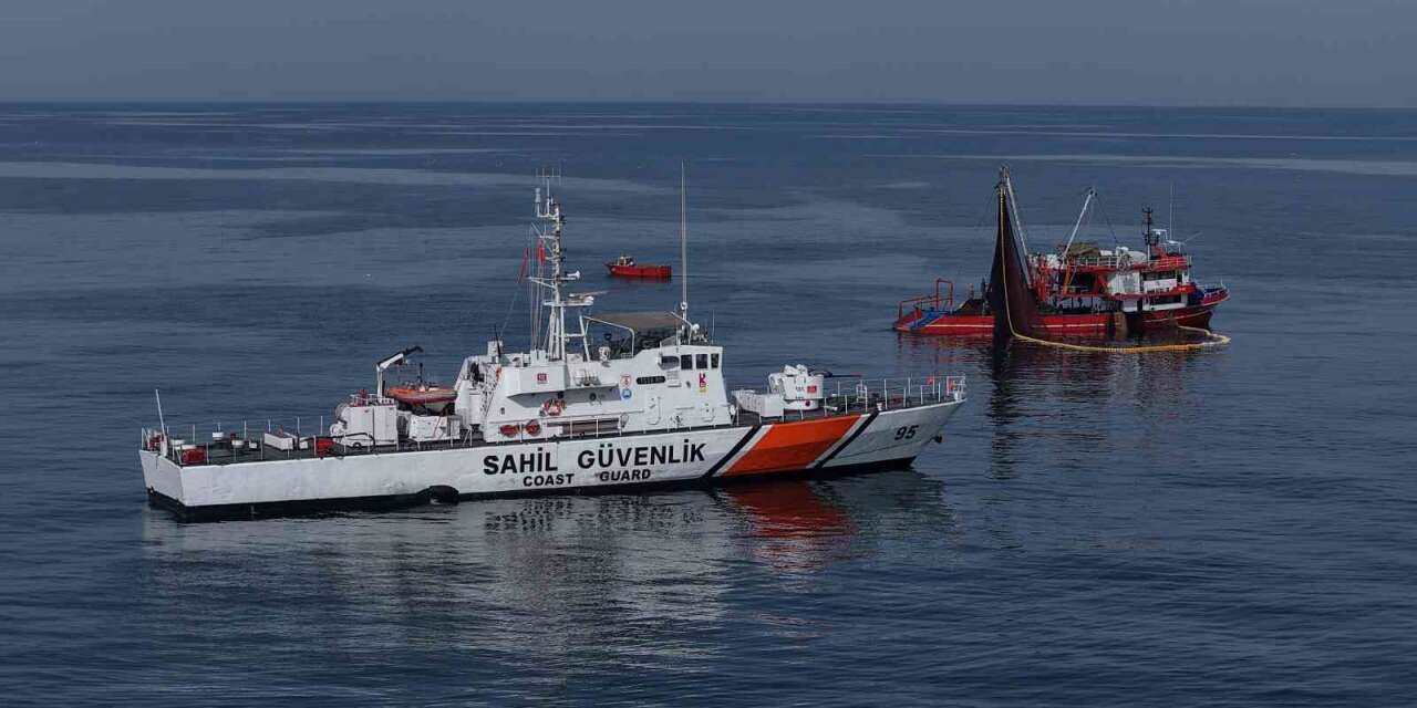 Sahil Güvenlik’ten balıkçılara palamut denetimi