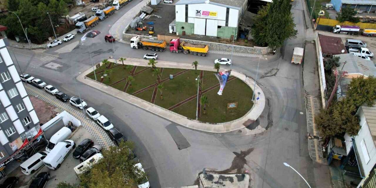 Gebze’de 5 bin ton asfaltla ulaşım ağı yenileniyor