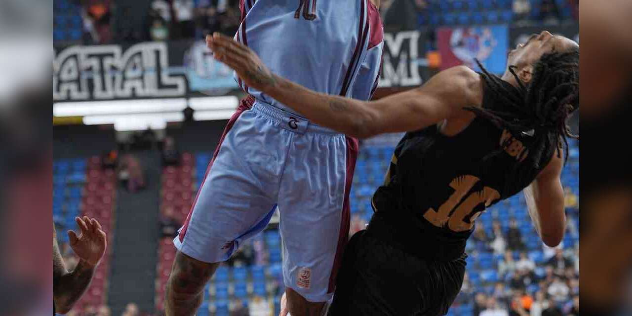 Basketbol Süper Ligi: Trabzonspor: 90 - Esenler Erokspor: 93